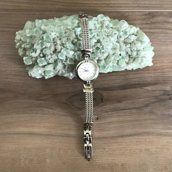 Wrangler Quartz Vintage Silver Watch!!